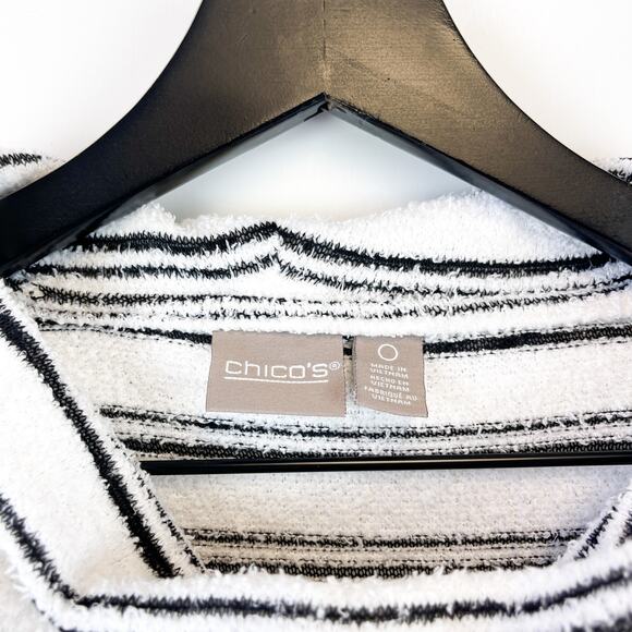 Chico’s Size 0 Small Textured Stripe Lightweight Cowl Neck Sweater White Black - Picture 3 of 9